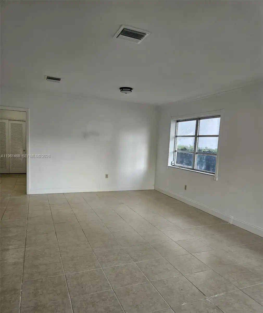 345 Malaga Ave, Coral Gables FL 33134 photo 5