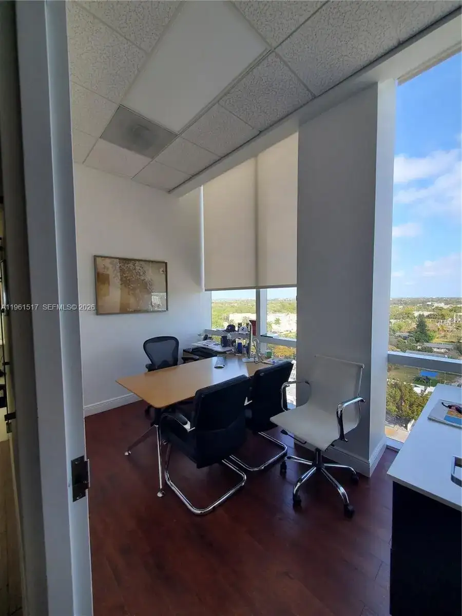 20200 W Dixie Hwy 1003 Hwy # 1003, Miami FL 33180 photo 5