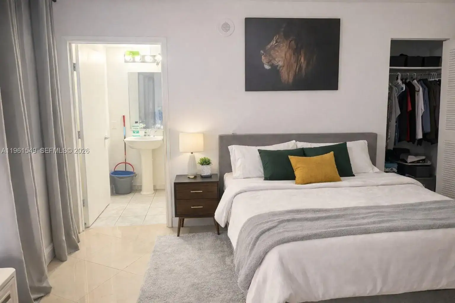 1 Glen Royal Pkwy # 1404, Miami FL 33125 photo 4