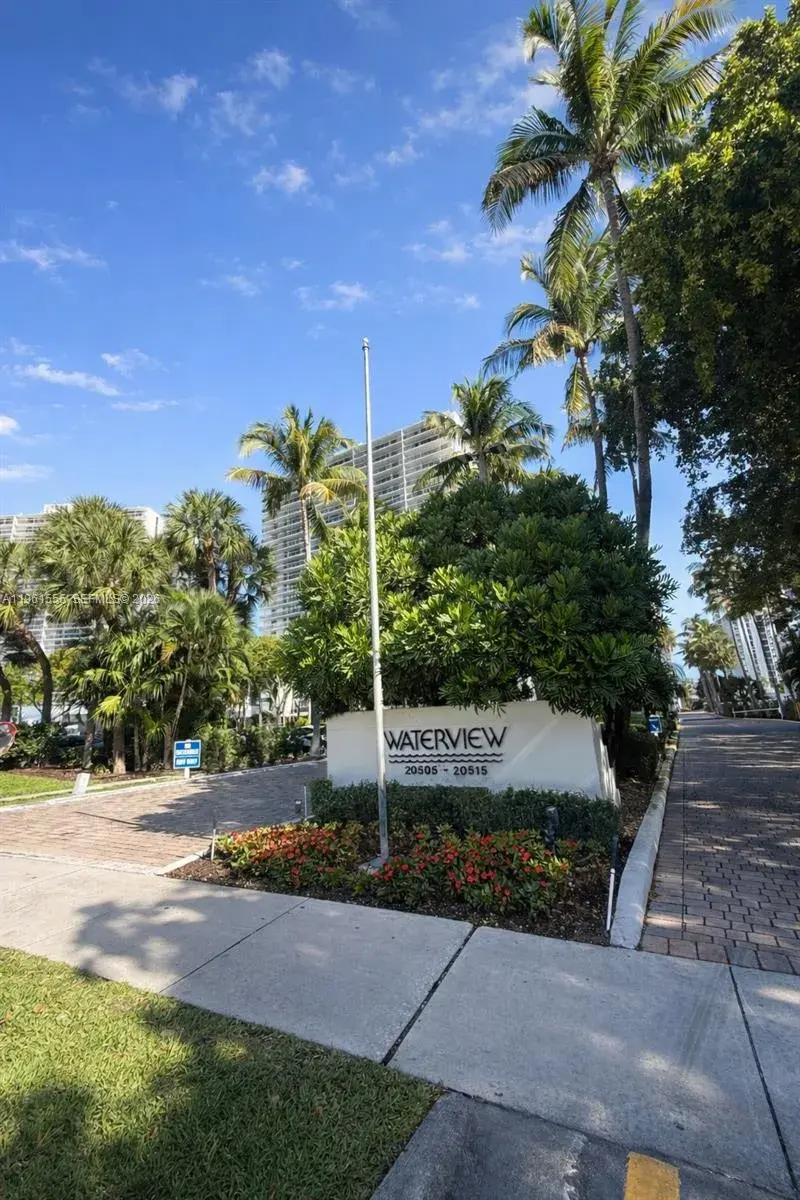 20505 E Country Club Dr # 1037, Aventura FL 33180