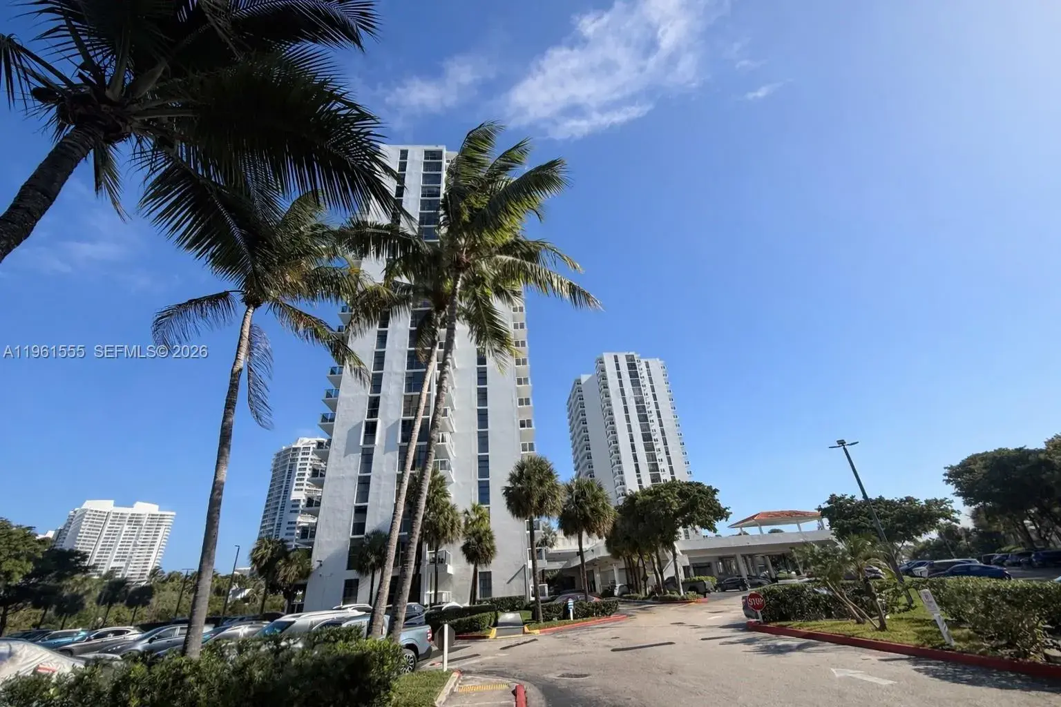 20505 E Country Club Dr # 1037, Aventura FL 33180