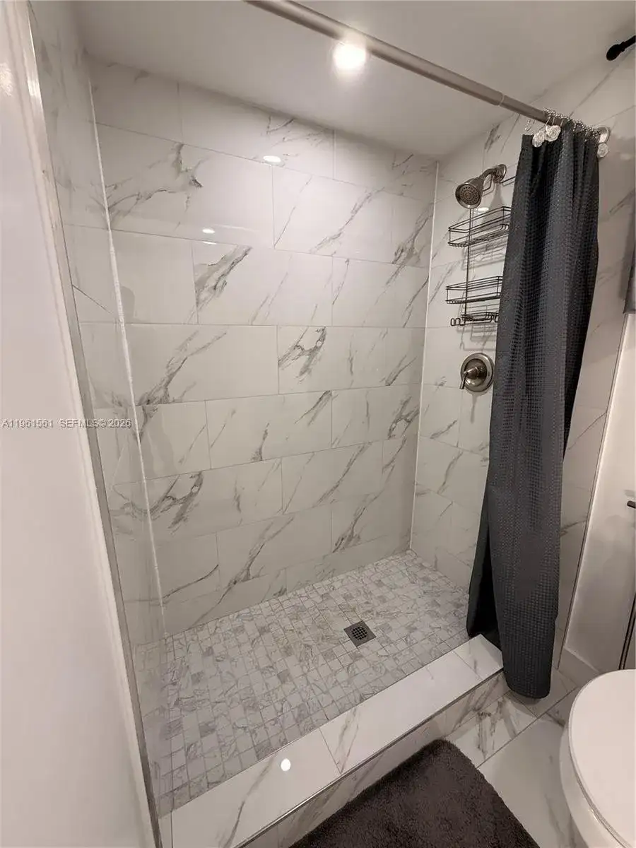 1037 SW 20th Ave # 2, Miami FL 33135 photo 5