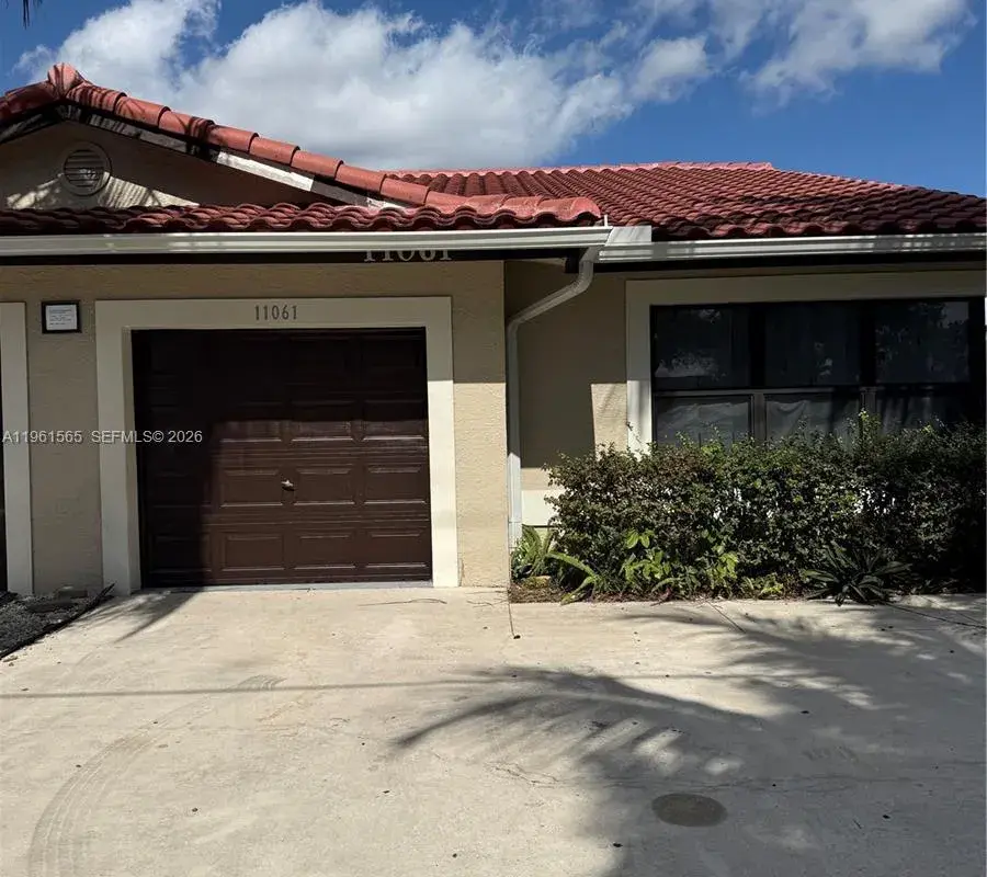 11061 NW 39th St # 1, Coral Springs FL 33065