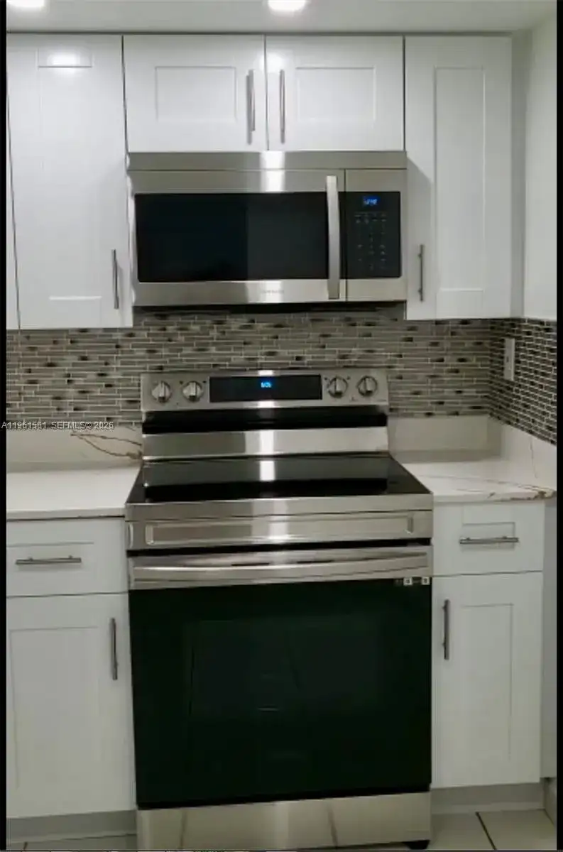 11800 SW 18th St # 4, Miami FL 33175 photo 5