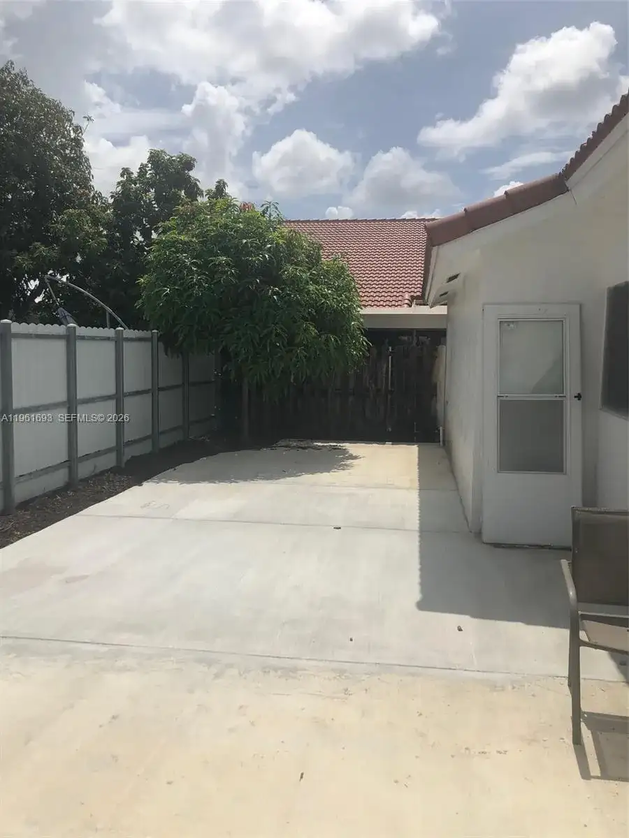 5531 NW 188th St, Miami Gardens FL 33055 photo 5