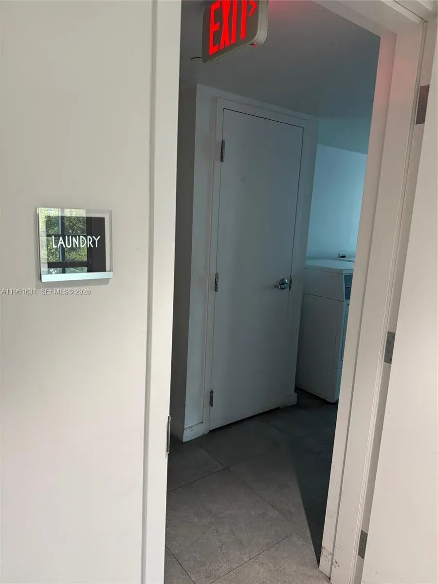 437 SW 4th Avenue # 303, Fort Lauderdale FL 33315