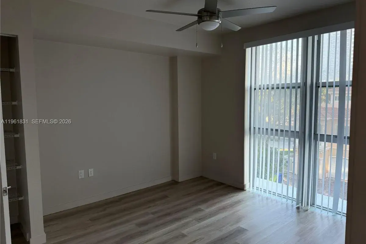 437 SW 4th Avenue # 303, Fort Lauderdale FL 33315