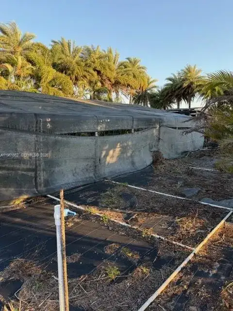 17450 SW 208th St, Miami FL 33187 photo 3