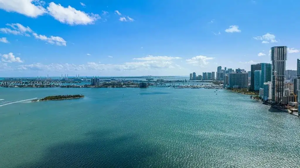 650 NE 32nd St # 2205, Miami FL 33137 photo 4