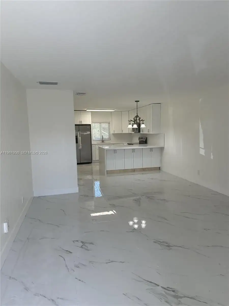 6591 SW 46th St # 2, Davie FL 33314 photo 3