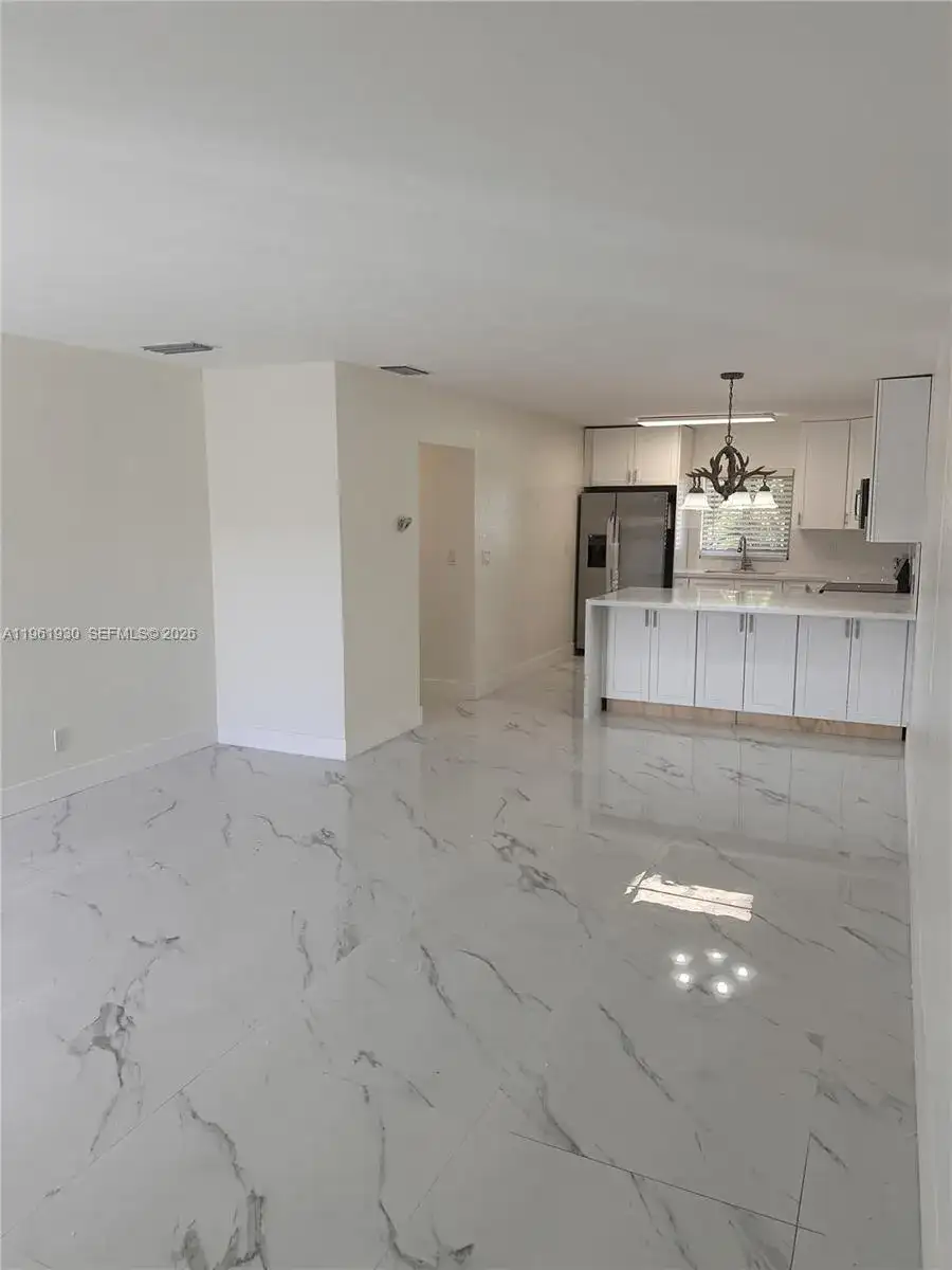 6591 SW 46th St # 2, Davie FL 33314 photo 4