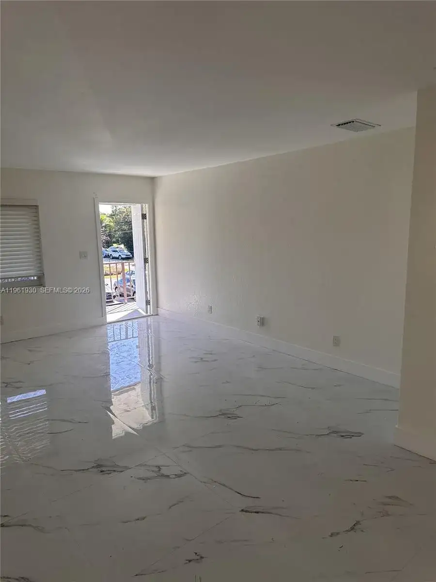 6591 SW 46th St # 2, Davie FL 33314 photo 5