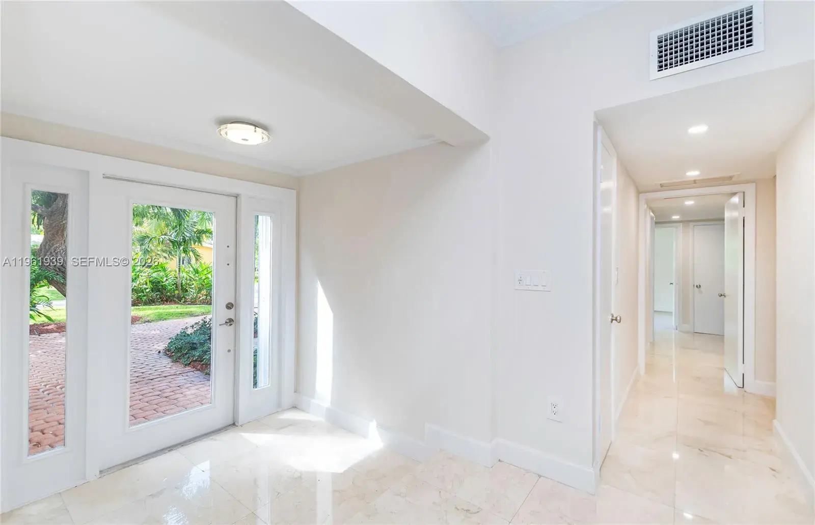 310 Harbor Ct, Key Biscayne FL 33149