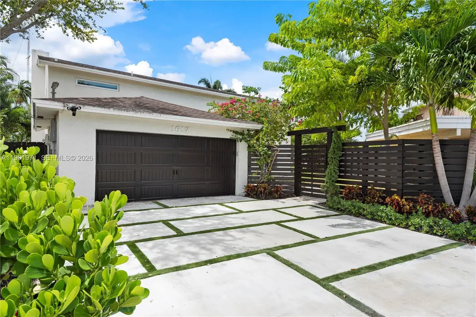 1617 SW 17th Ave, Fort Lauderdale FL 33312 photo 2