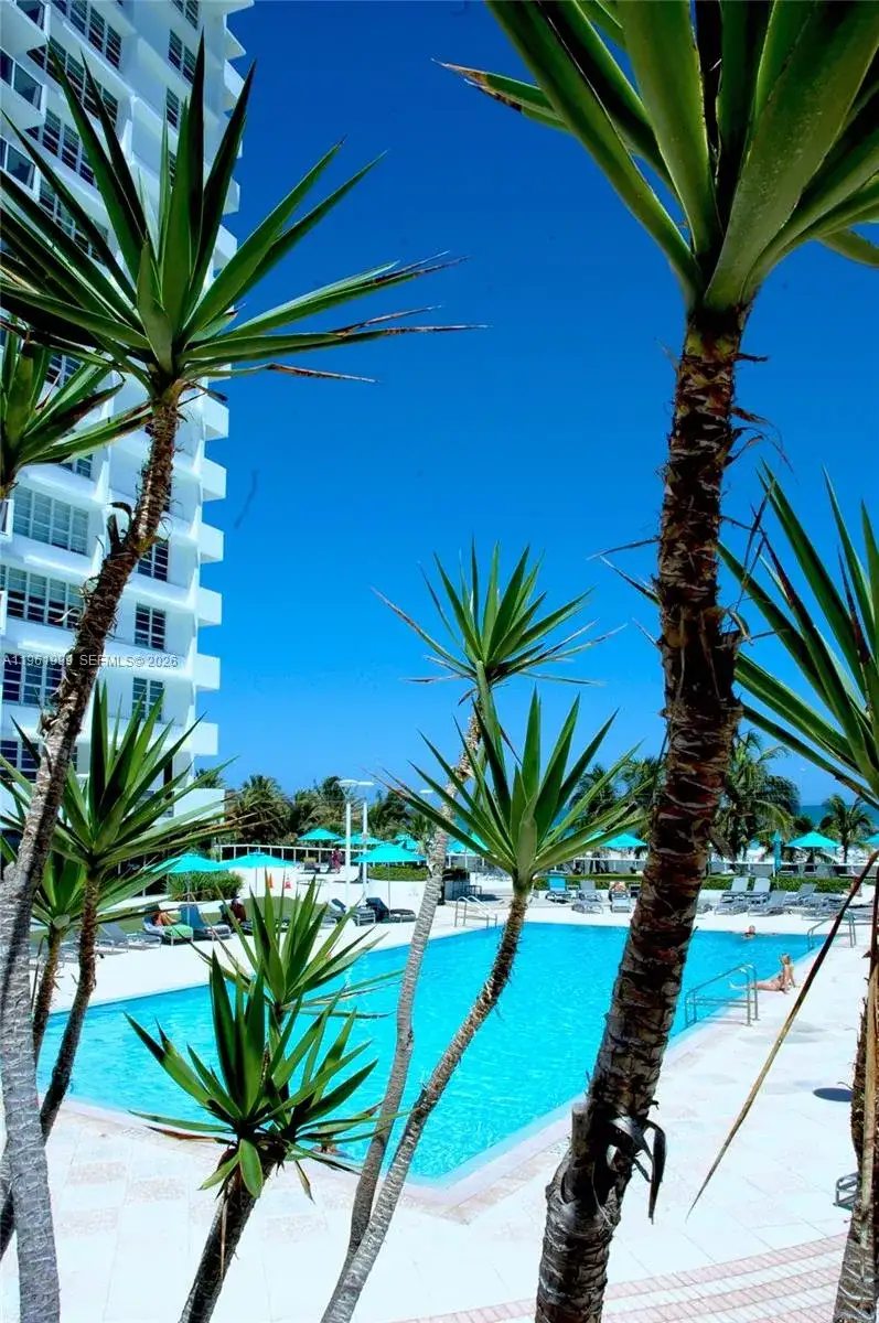 100 Lincoln Rd # 303, Miami Beach FL 33139 photo 2