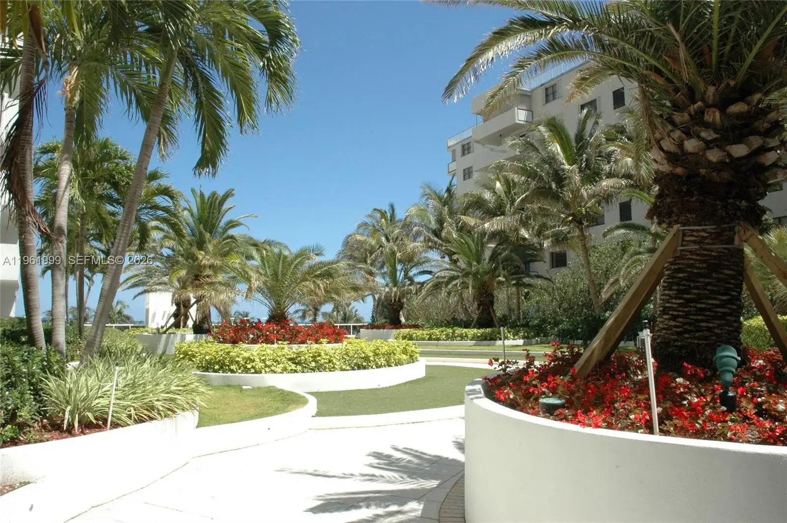 100 Lincoln Rd # 303, Miami Beach FL 33139 photo 3