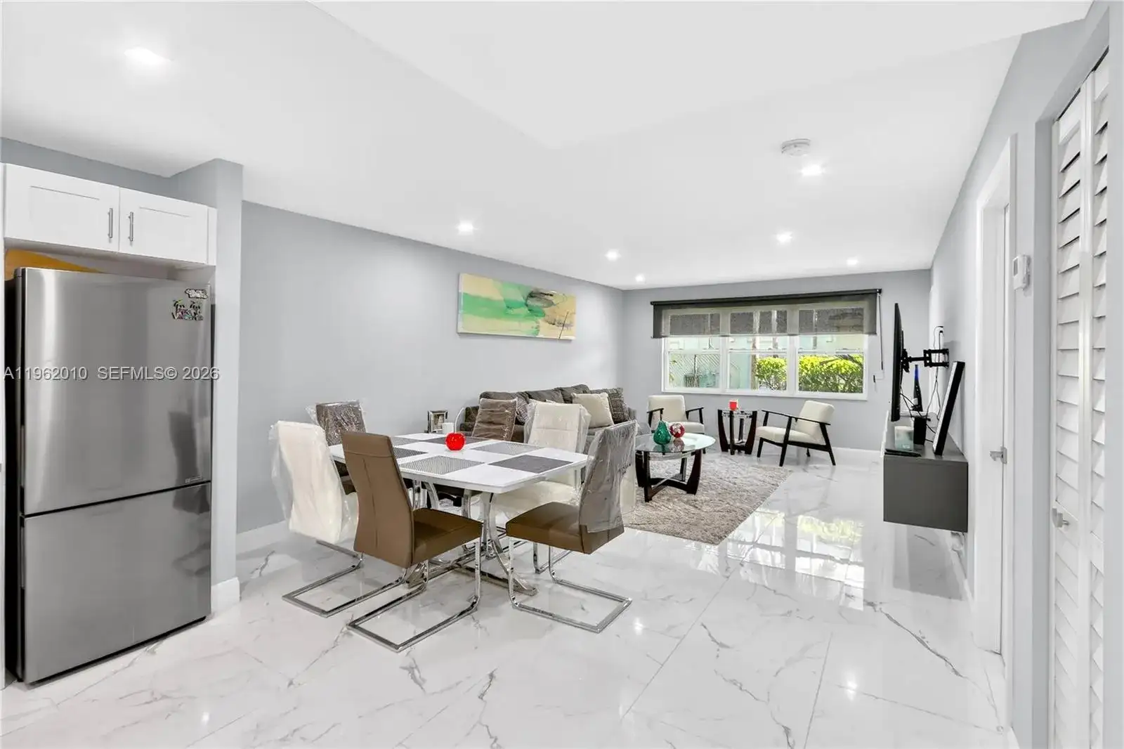 410 SE 2nd St # 111, Hallandale Beach FL 33009 photo 4