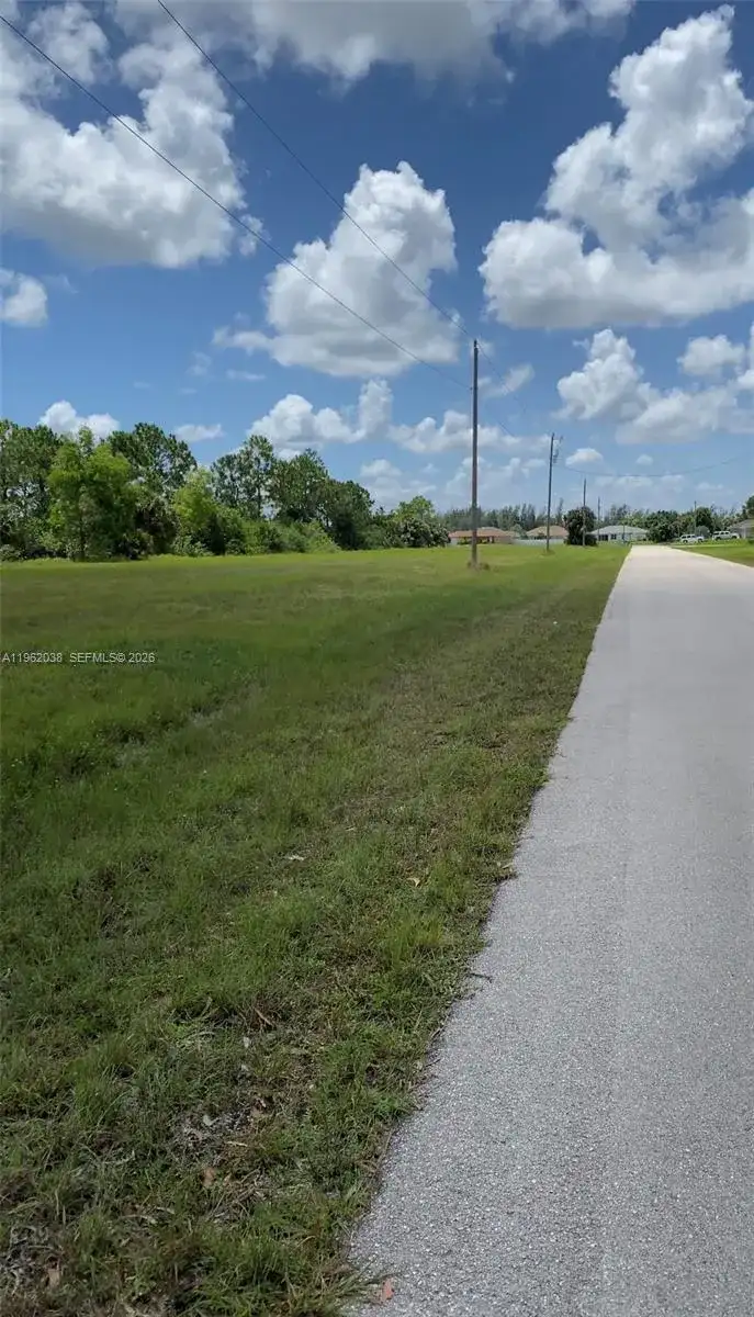 4145 NE 21ST AVE, Cape Coral FL 33909 photo 4