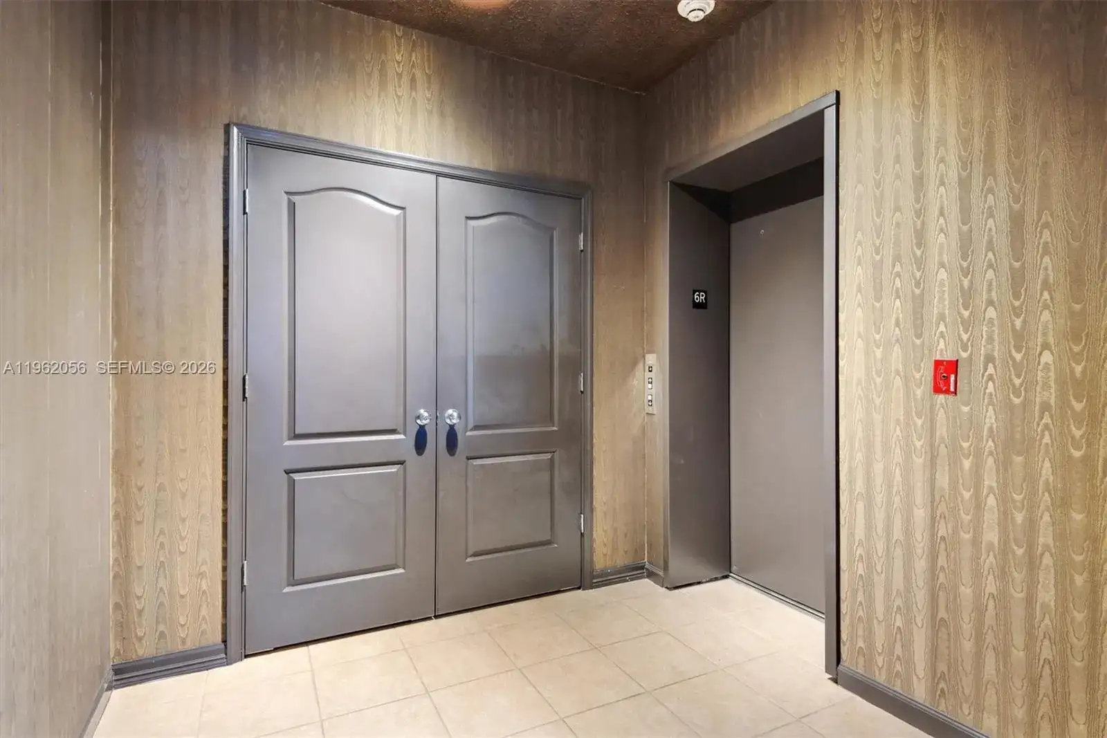 6051 N Ocean Dr # 602, Hollywood FL 33019 photo 3