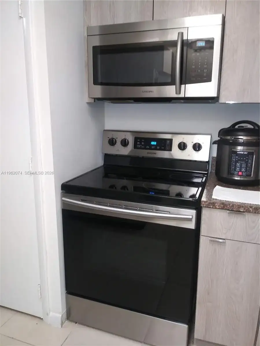 4172 Inverrary Dr # 310, Lauderhill FL 33319 photo 3