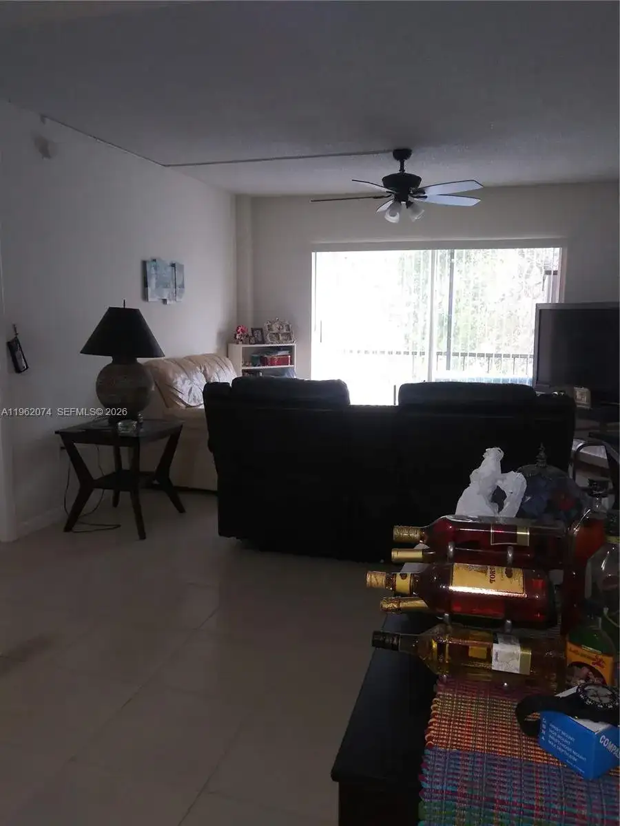 4172 Inverrary Dr # 310, Lauderhill FL 33319 photo 4