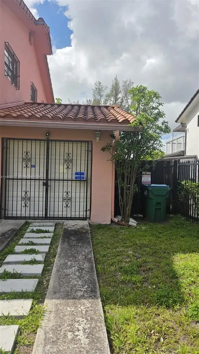 12516 SW 9th Ter # 2, Miami FL 33184 photo 3
