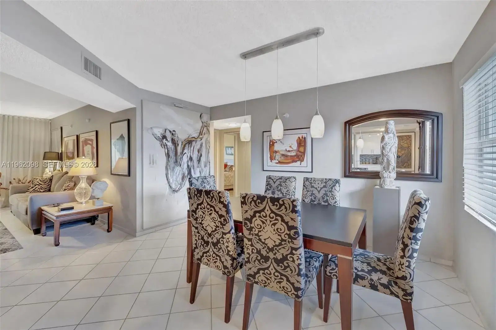 4000 NW 44th Ave # 405, Lauderdale Lakes FL 33319 photo 2