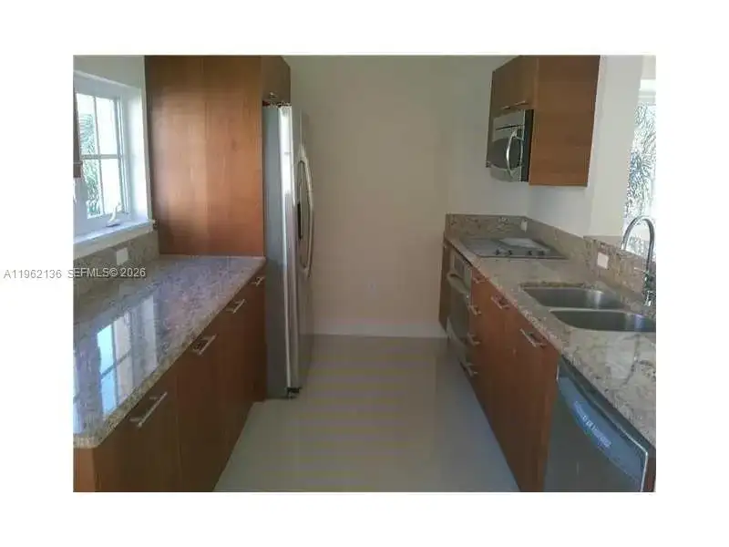 18402 NE 27 CT # 124, Aventura FL 33160 photo 5