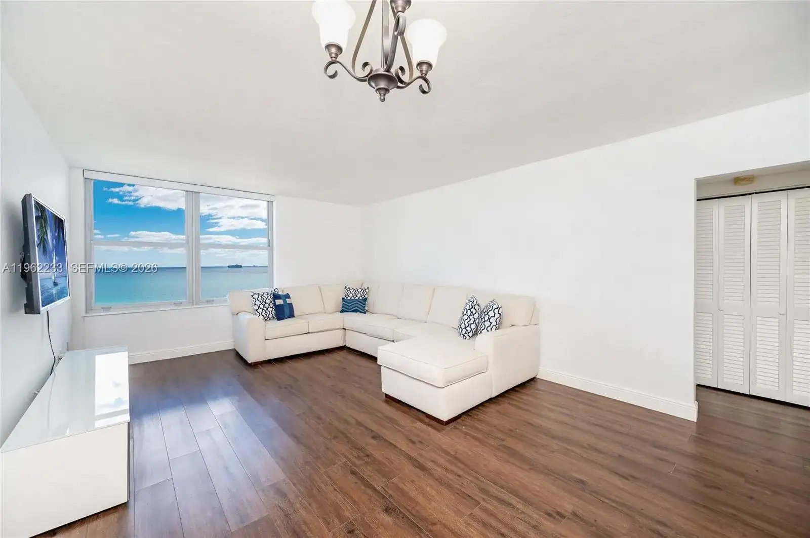 2899 Collins Ave # 1505, Miami Beach FL 33140 photo 5