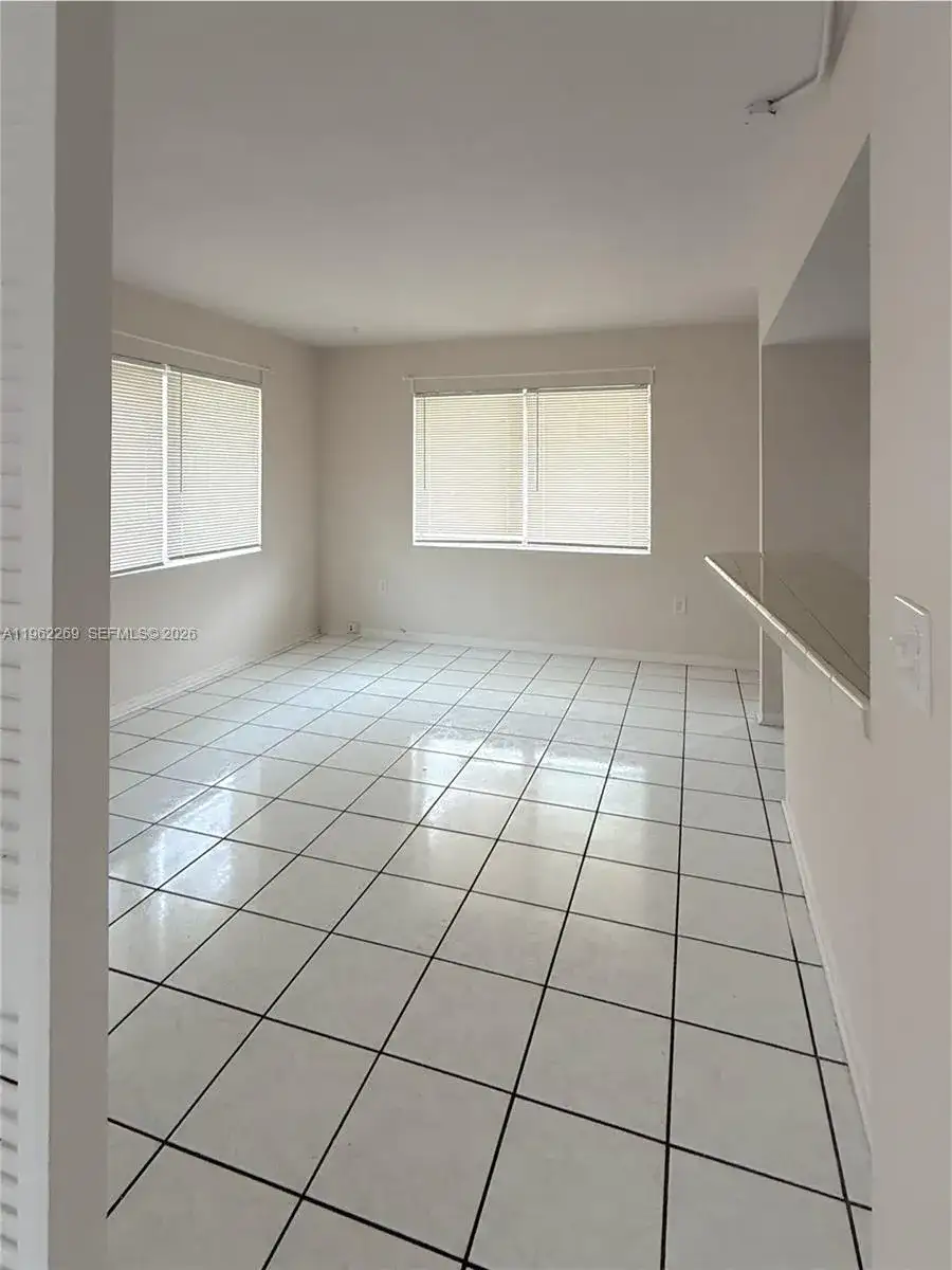 305 Navarre Ave, Coral Gables FL 33134 photo 4