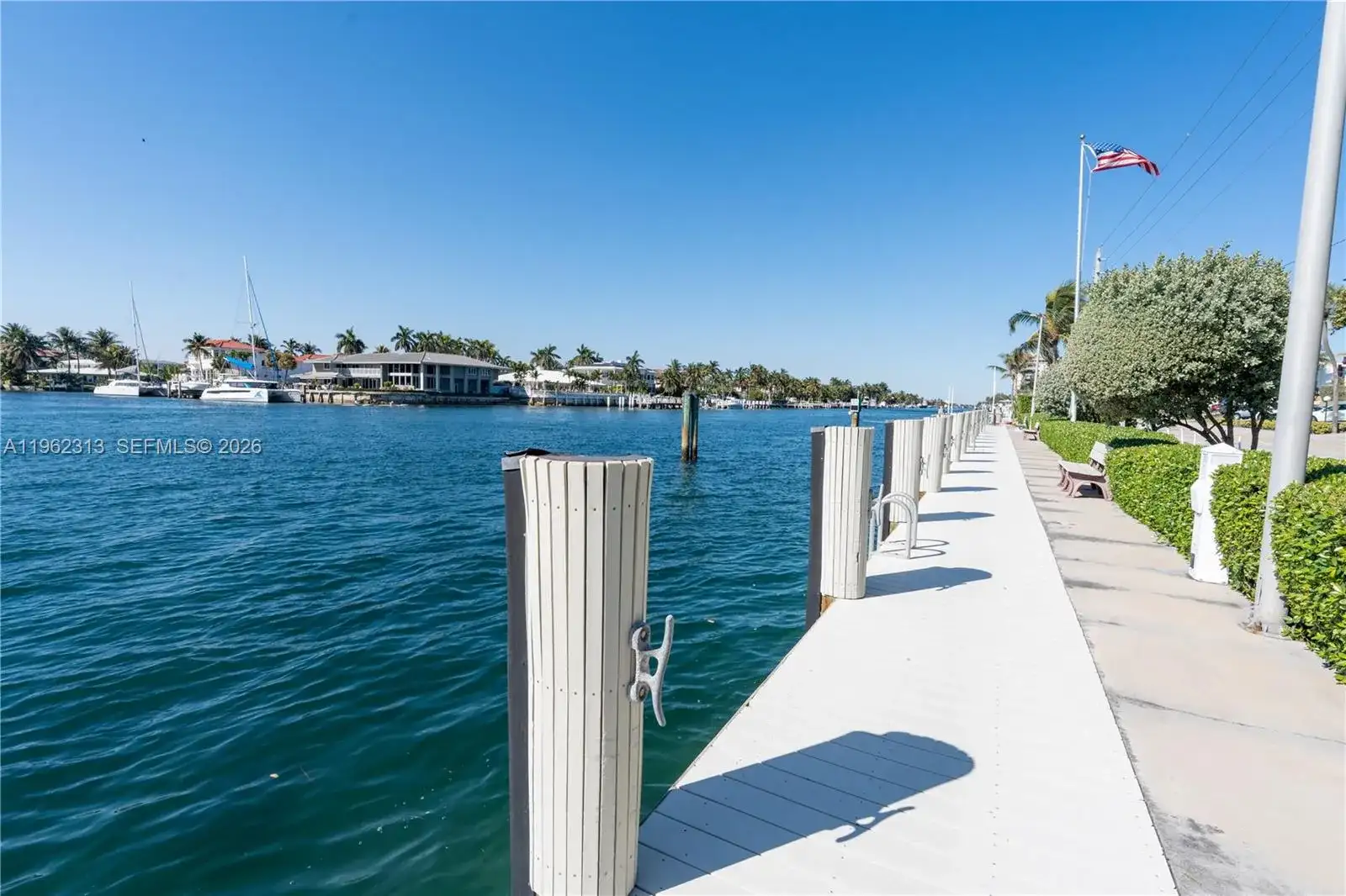 1021 Hillsboro Mile # 204, Hillsboro Beach FL 33062 photo 3