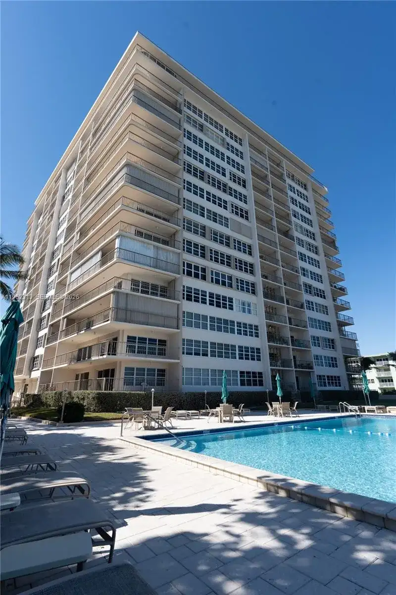 1021 Hillsboro Mile # 204, Hillsboro Beach FL 33062 photo 5