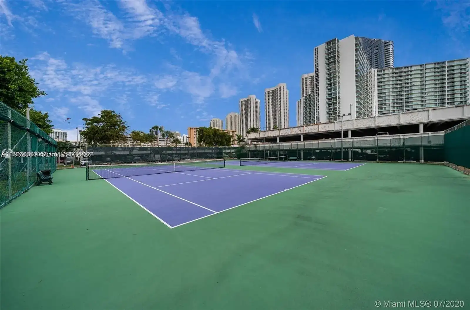 300 Bayview Dr # 707, Sunny Isles Beach FL 33160 photo 3