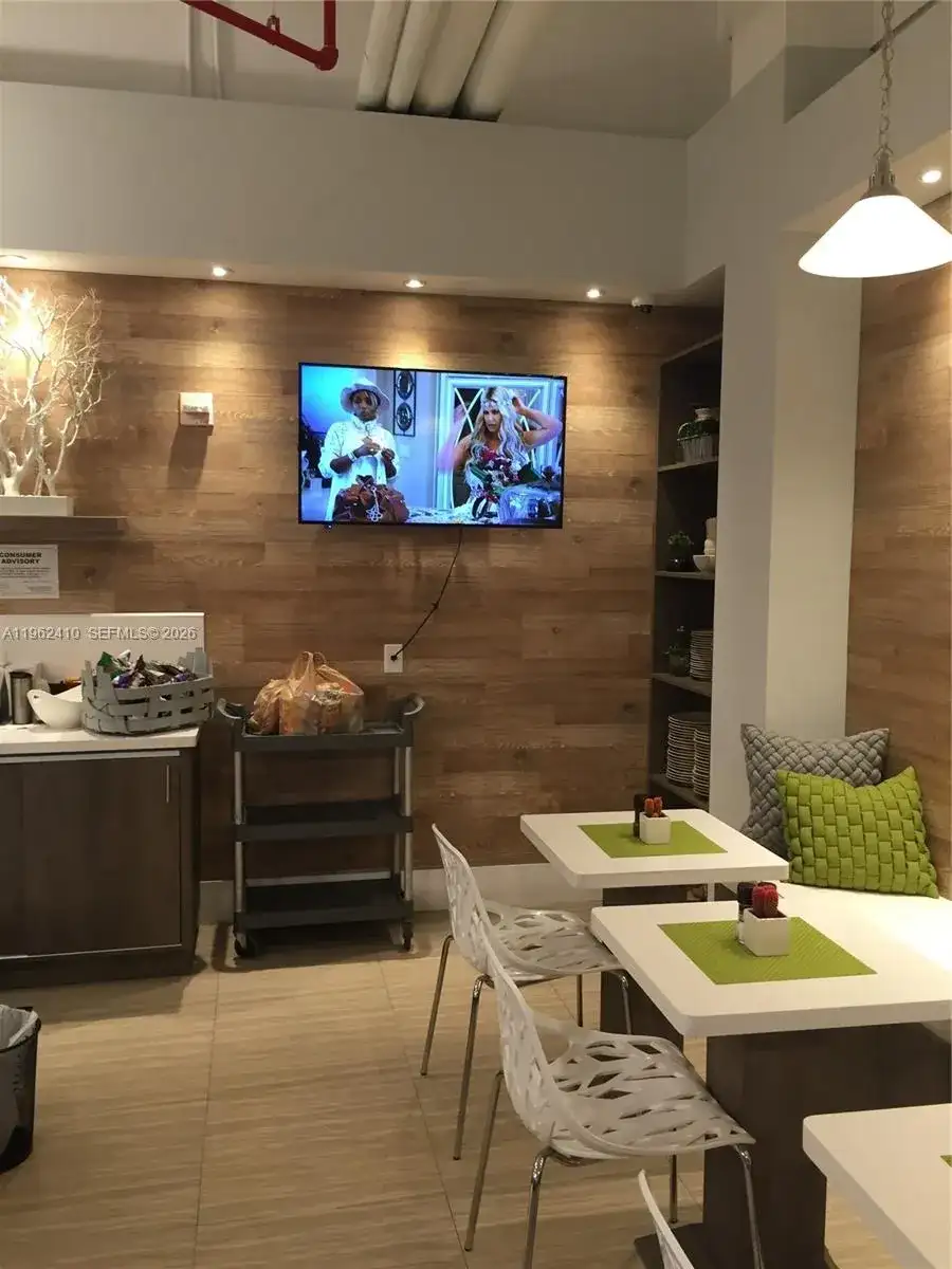 10275 Collins Ave # 1402, Bal Harbour FL 33154 photo 5