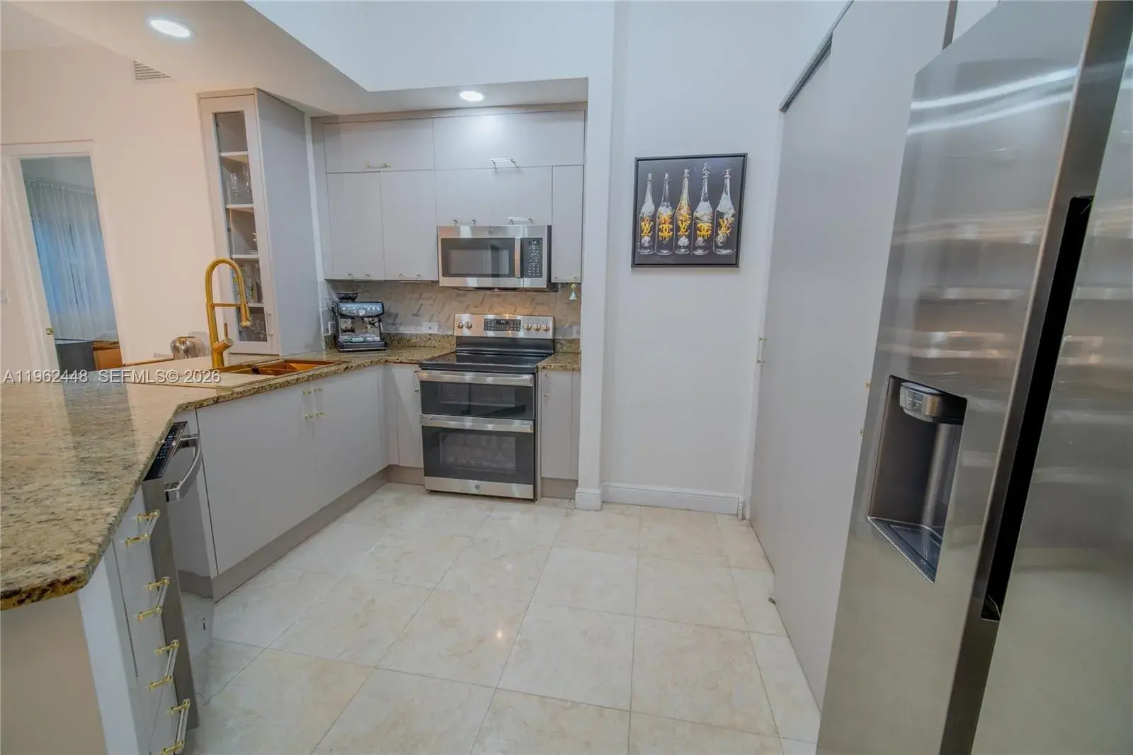 20000 E Country Club Dr # 409, Aventura FL 33180
