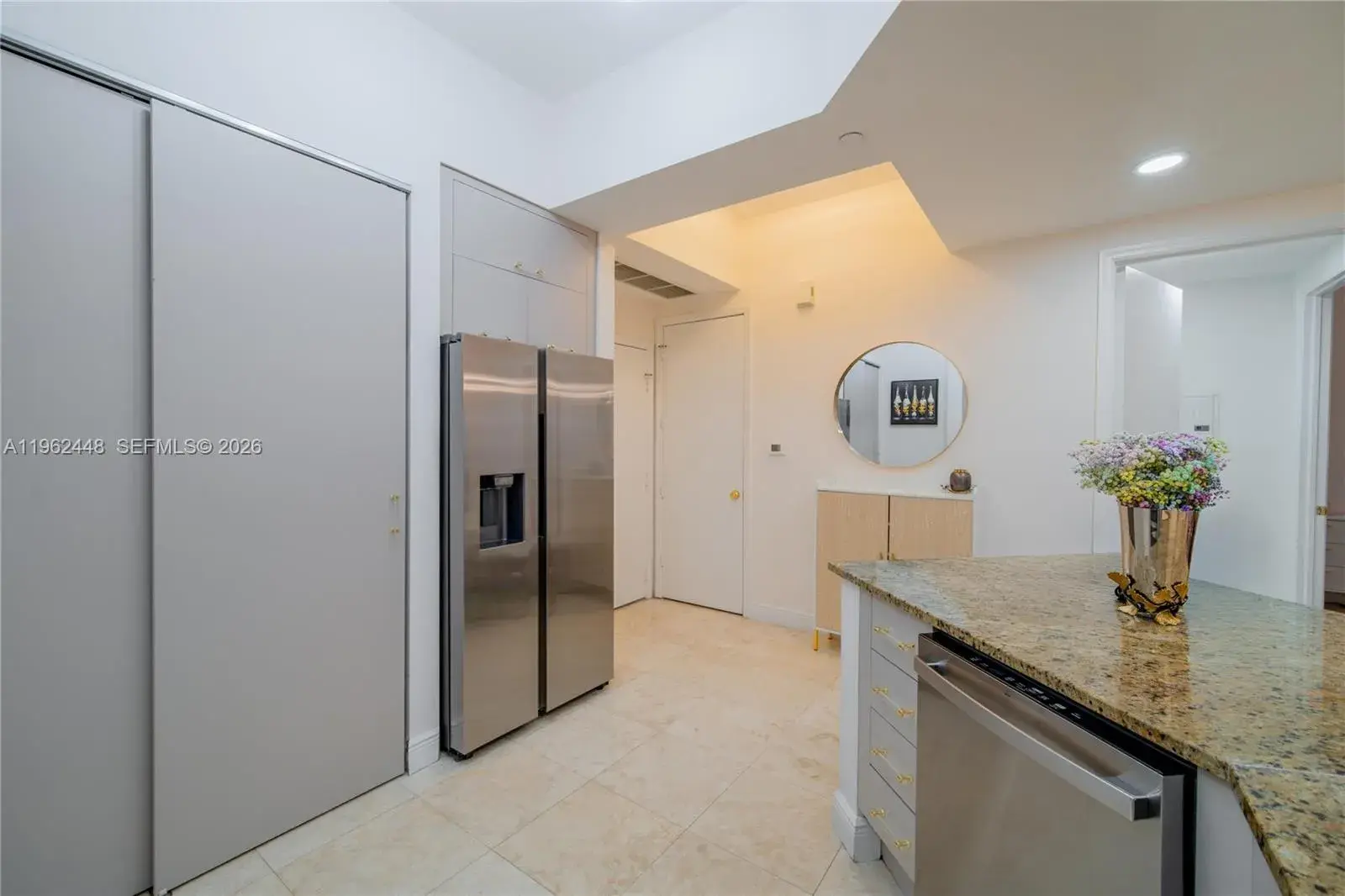 20000 E Country Club Dr # 409, Aventura FL 33180