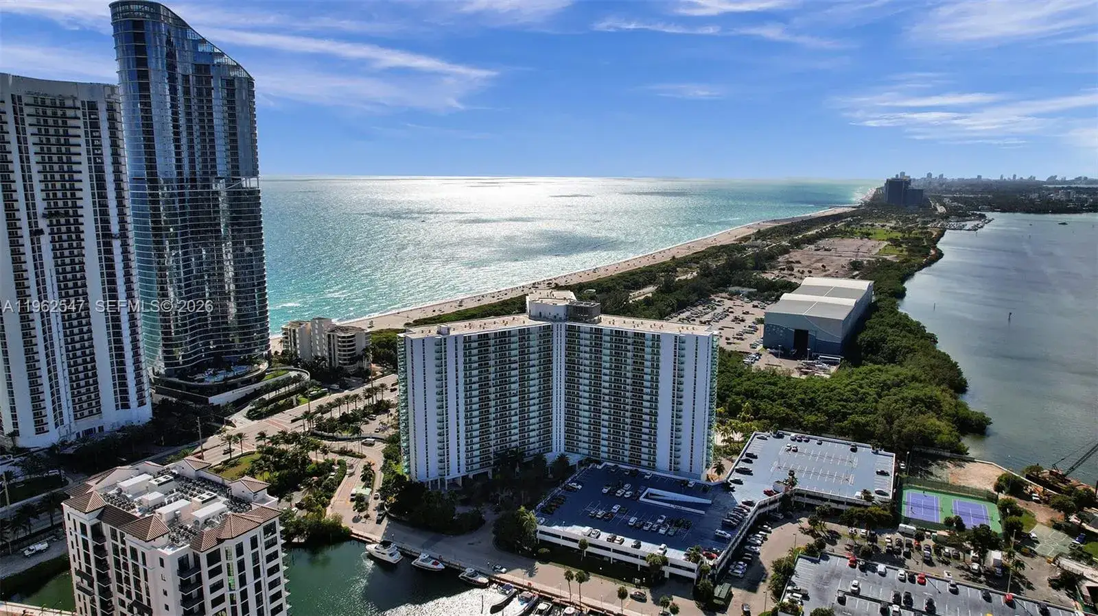 100 Bayview Dr # 2028, Sunny Isles Beach FL 33160