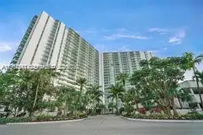 100 Bayview Dr # 2028, Sunny Isles Beach FL 33160 photo 2