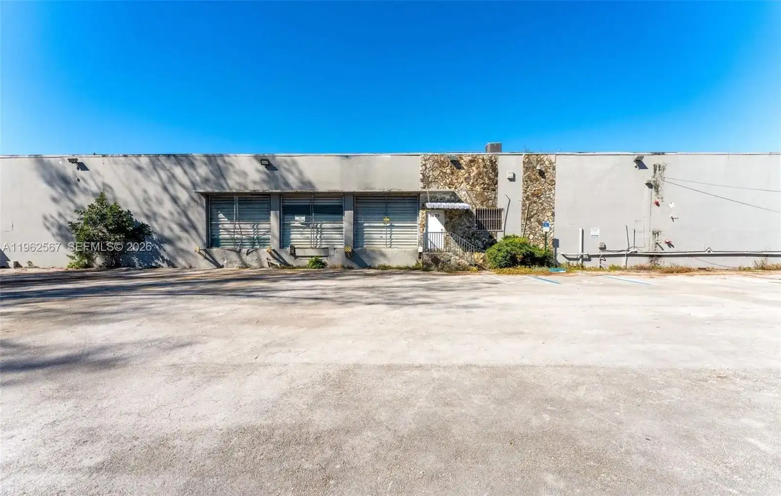 7620 W 2nd Ct, Hialeah FL 33014 photo 2