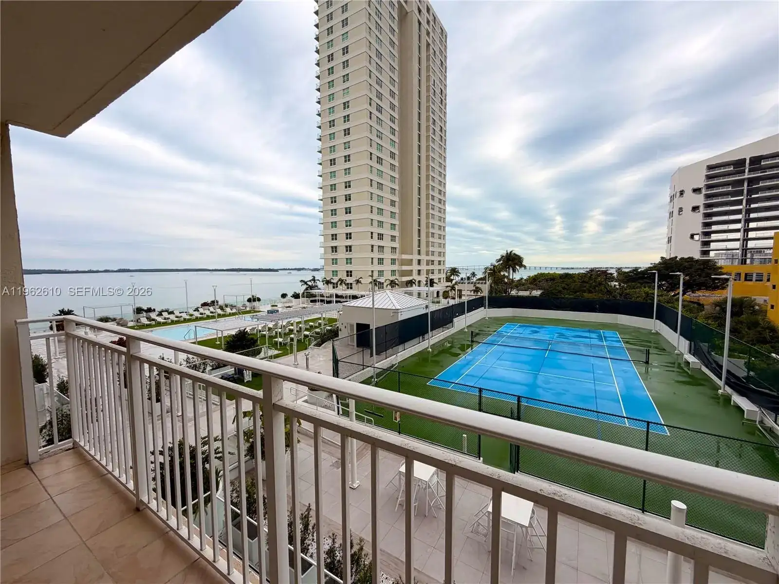 770 Claughton Island Dr # 606, Miami FL 33131 photo 2