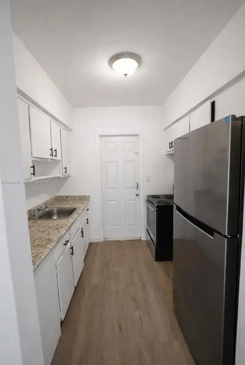 800 83rd St # 1, Miami Beach FL 33141 photo 2