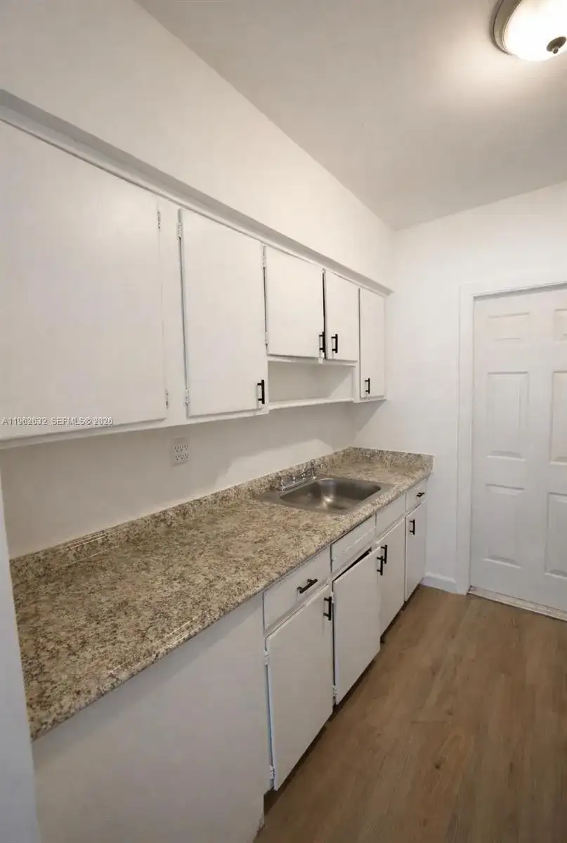800 83rd St # 1, Miami Beach FL 33141 photo 4