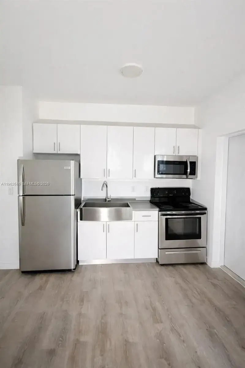 402 NW 12th Ave # 104, Miami FL 33128 photo 2