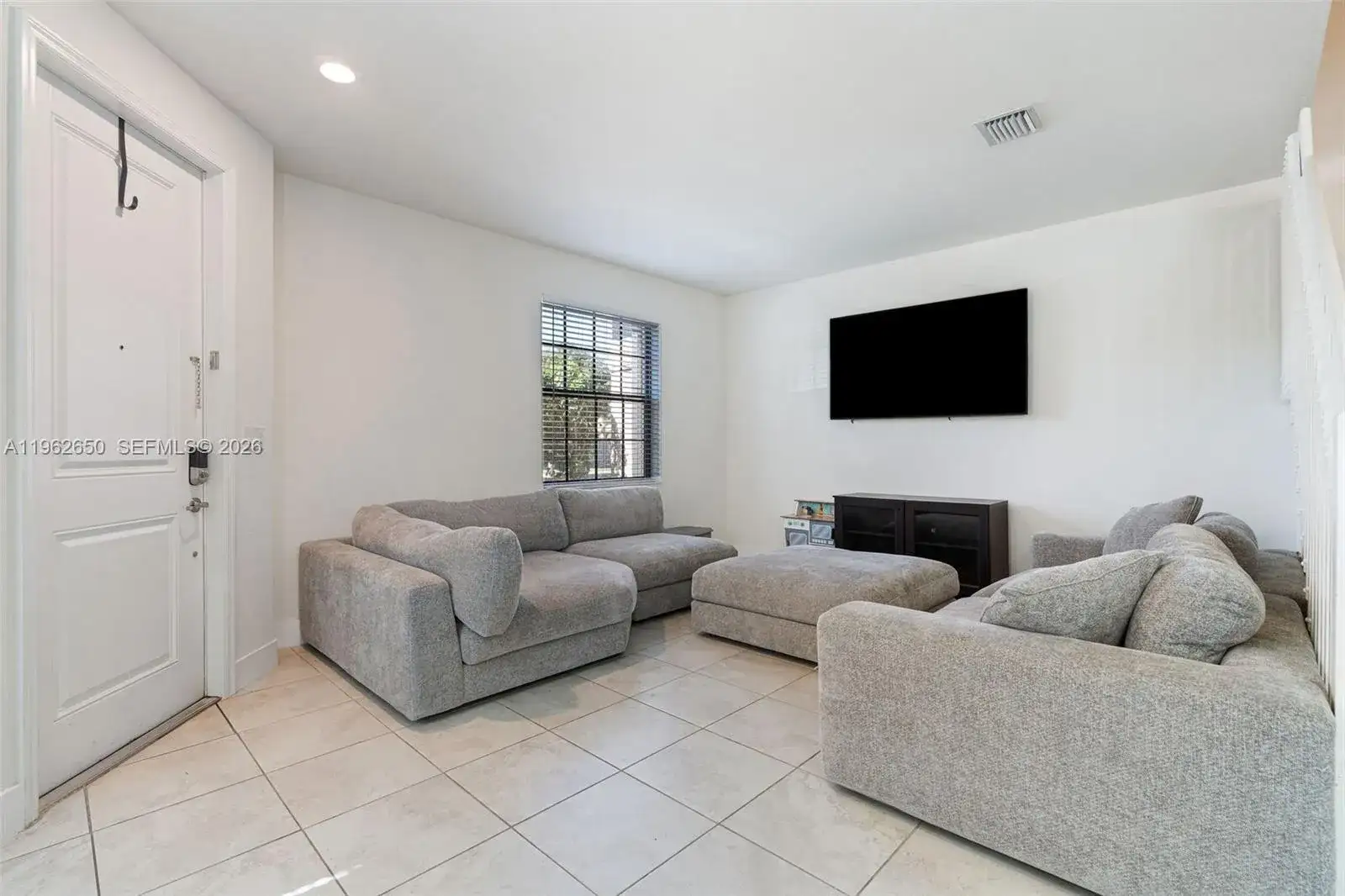 24981 SW 114th Ct, Homestead FL 33032 photo 3
