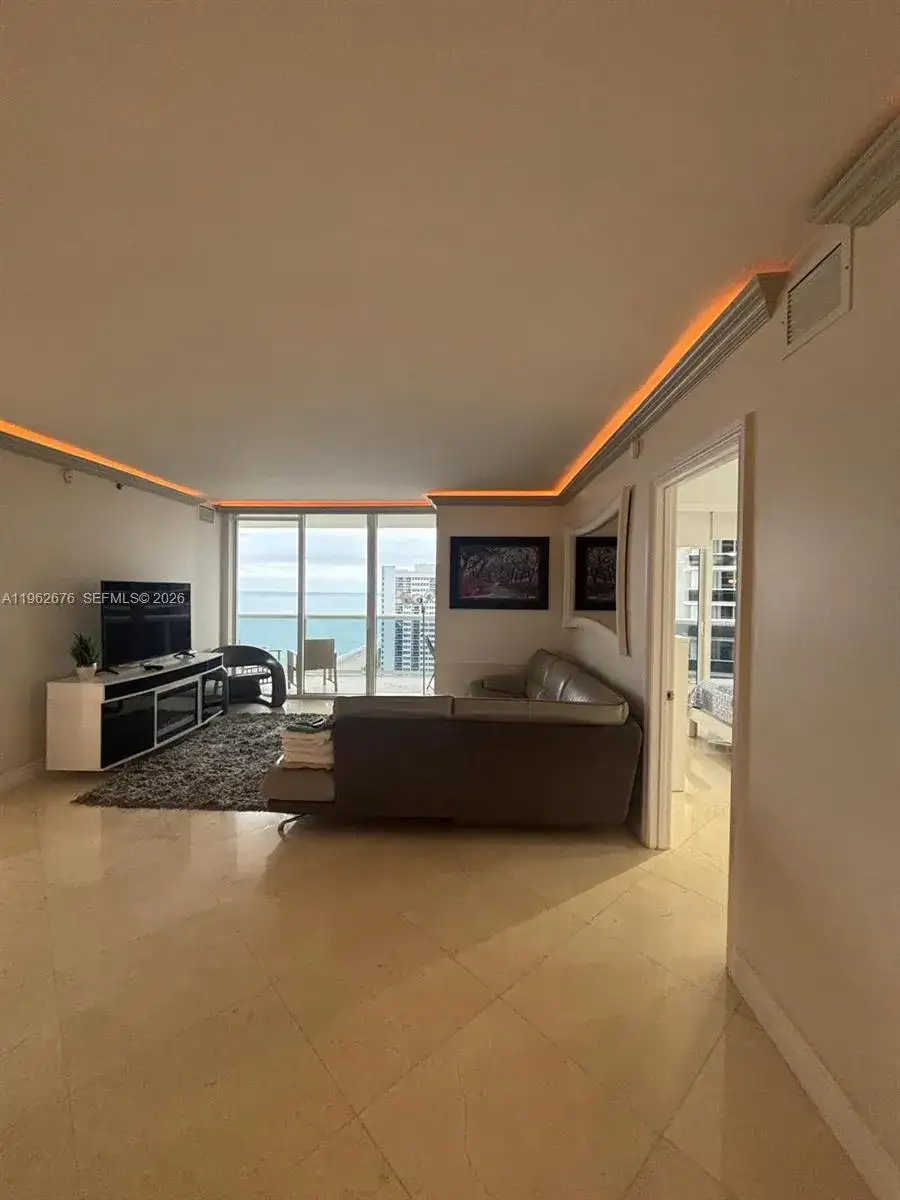 1830 S OCEAN DR # 2004, Hallandale Beach FL 33009 photo 4