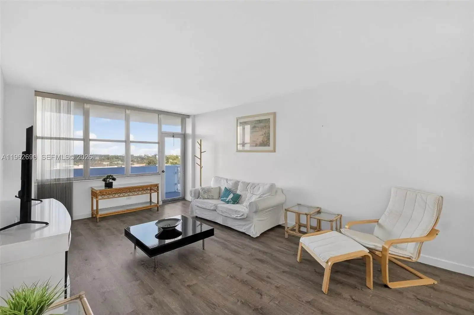 7441 Wayne Avenue # 8J, Miami Beach FL 33141 photo 2