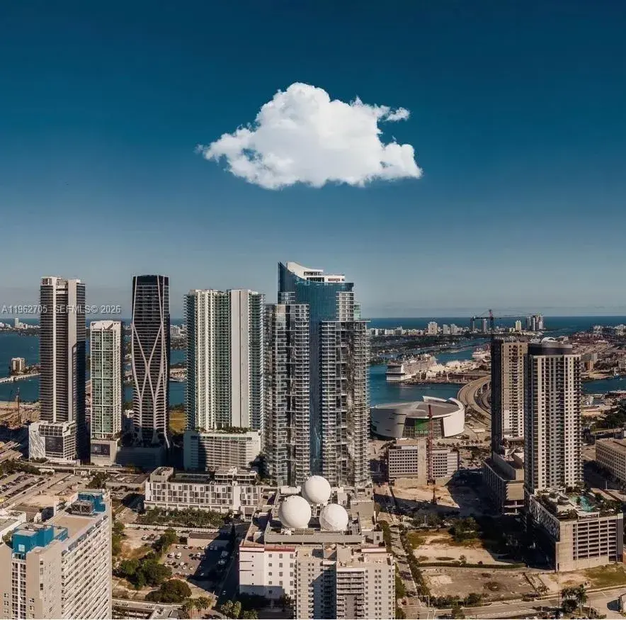 851 NE 1st Ave # 1508, Miami FL 33132