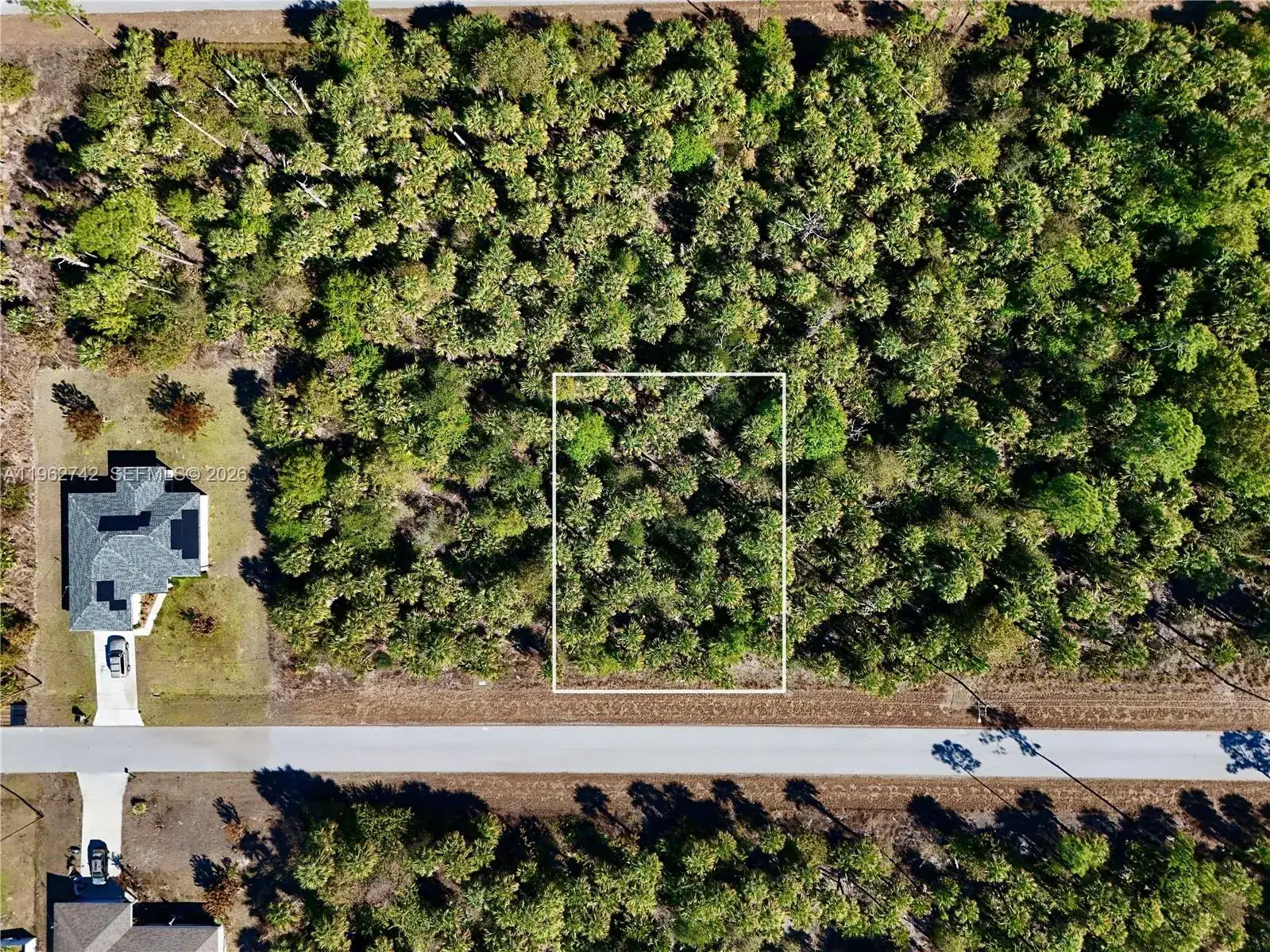 131 Navarra Ave S, Lehigh Acres FL 33974