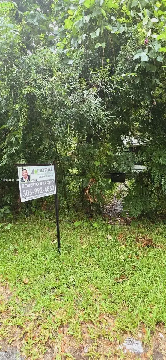 331 NE 9 AVE, Other City - In The State Of Florida FL 34470 photo 4