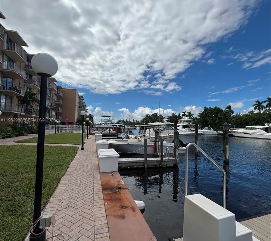 1777 SE 15 STREET # 320, Fort Lauderdale FL 33316